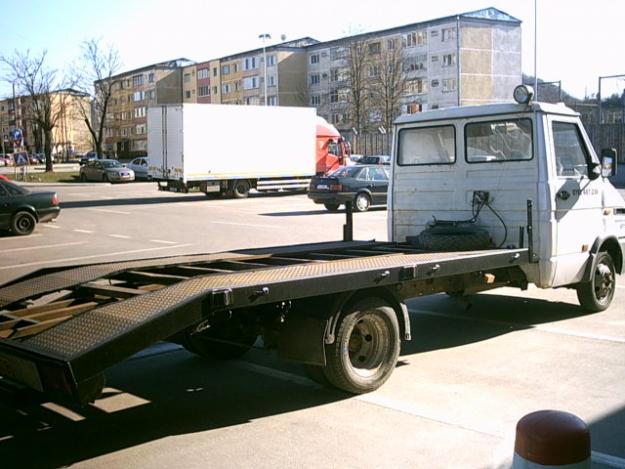 Tractari-auto transport cu autoplatforma - Pret | Preturi Tractari-auto transport cu autoplatforma