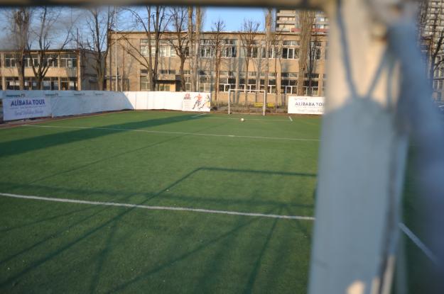 SALA DE SPORT/FOTBAL DE INCHIRIAT - Pret | Preturi SALA DE SPORT/FOTBAL DE INCHIRIAT