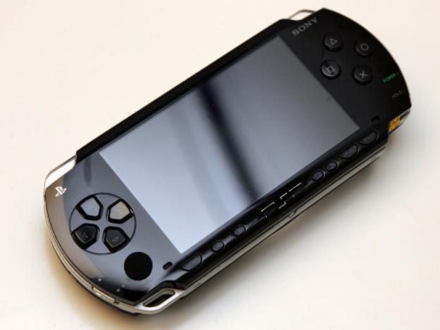 PSP 3004 modat slim de vanzare - Pret | Preturi PSP 3004 modat slim de vanzare