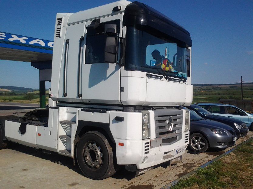 vand urgent renault magnum 480 - Pret | Preturi vand urgent renault magnum 480