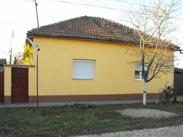 Vand casa mare in localitatea Dorobanti - Pret | Preturi Vand casa mare in localitatea Dorobanti
