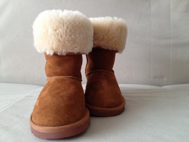 Ugg Australia Impermeabile - Pret | Preturi Ugg Australia Impermeabile