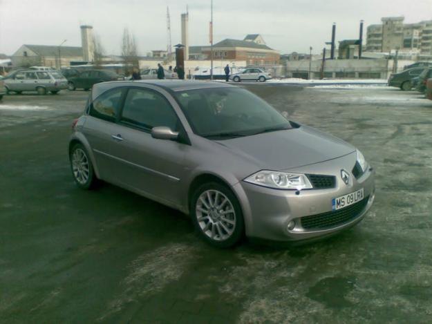 Vand Renault Megane Sport, an 2006, 225 cp - Pret | Preturi Vand Renault Megane Sport, an 2006, 225 cp