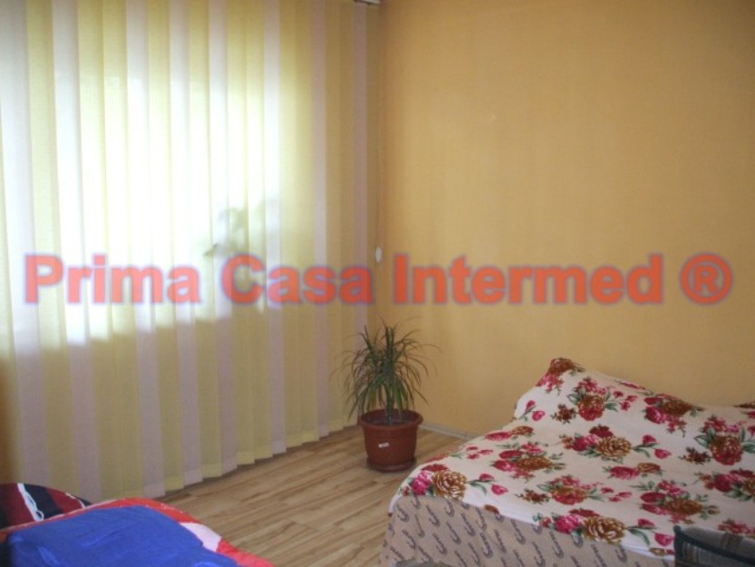 Apartament 3 camere, decomandat, confort 0, Anda - Pret | Preturi Apartament 3 camere, decomandat, confort 0, Anda