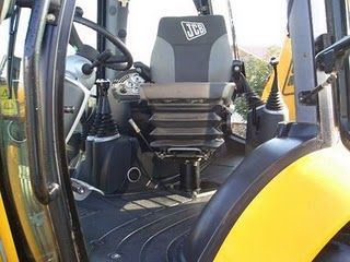 Buldoexcavator JCB 3cx nou 2008 de vanzare vand buldoexcavator nou JCB 3CX pret oferta - Pret | Preturi Buldoexcavator JCB 3cx nou 2008 de vanzare vand buldoexcavator nou JCB 3CX pret oferta