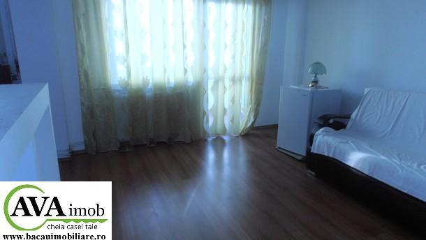 Apartament 4 camere zona Cora - Pret | Preturi Apartament 4 camere zona Cora