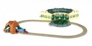 Set Thomas si depoul Tidmouth - Trackmaster - Pret | Preturi Set Thomas si depoul Tidmouth - Trackmaster