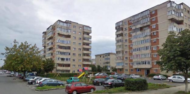 Brasov - zona Berzei, apartament cu 4 camere, centrala proprie, termopan - Pret | Preturi Brasov - zona Berzei, apartament cu 4 camere, centrala proprie, termopan