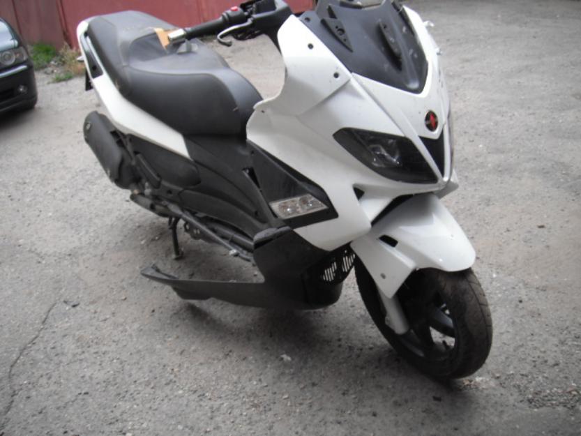 Gilera nexus 300 scuter - Pret | Preturi Gilera nexus 300 scuter