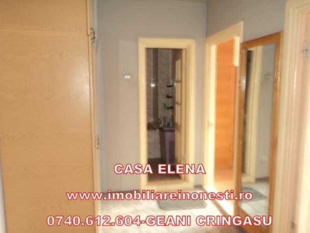 Vand apartament 4 camere in Onesti - Pret | Preturi Vand apartament 4 camere in Onesti
