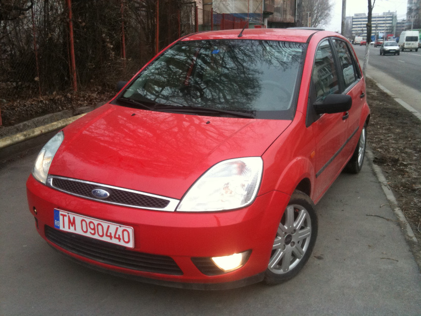 Vand ford fiesta ghia - Pret | Preturi Vand ford fiesta ghia