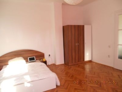 Apartament 3 camere in zona centrala, aproape de strada Napoca - Pret | Preturi Apartament 3 camere in zona centrala, aproape de strada Napoca