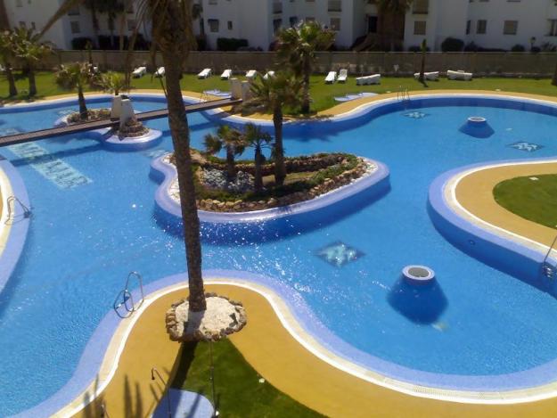 CONSTRUCTII / REPARATII PISCINE - Pret | Preturi CONSTRUCTII / REPARATII PISCINE