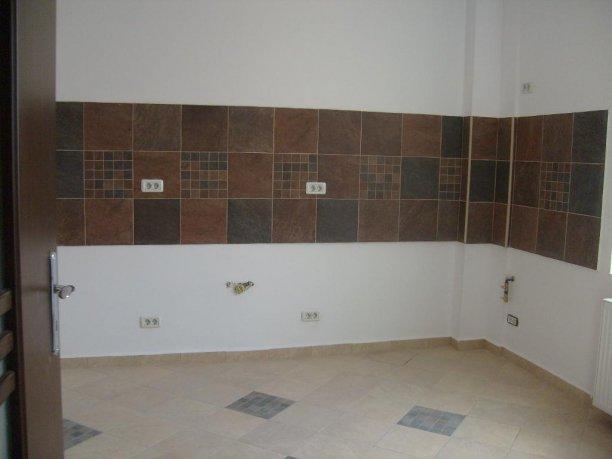 VAND VILA 6 CAMERE OTOPENI - ODAI - Pret | Preturi VAND VILA 6 CAMERE OTOPENI - ODAI