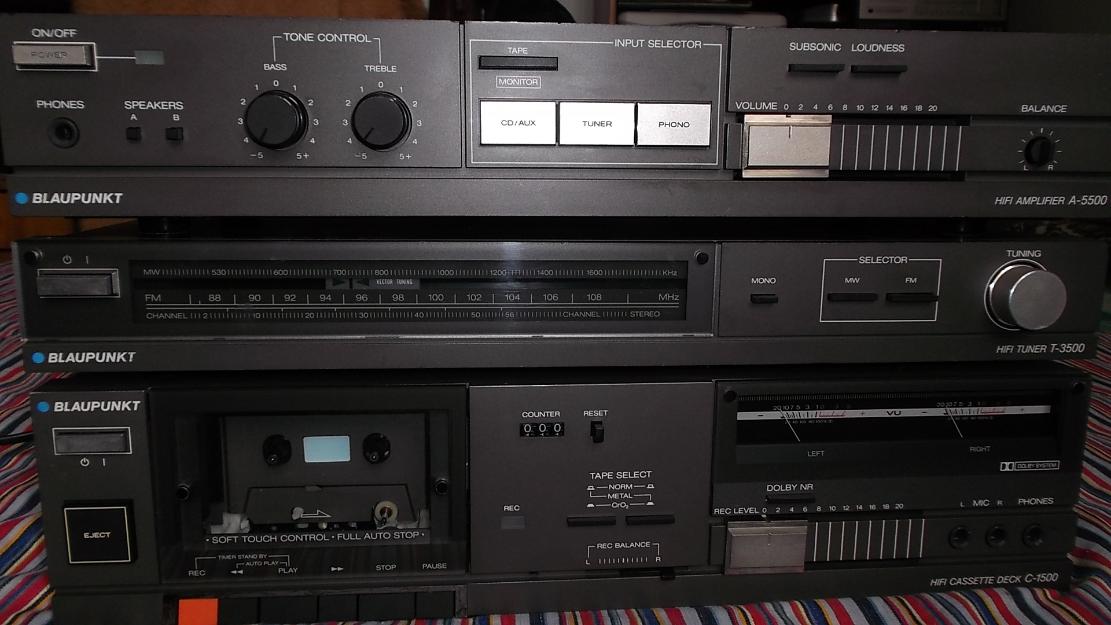 BLAUPUNKT A-5500(amplificator),T-3500(radio) linie vintage(JAPAN) - Pret | Preturi BLAUPUNKT A-5500(amplificator),T-3500(radio) linie vintage(JAPAN)