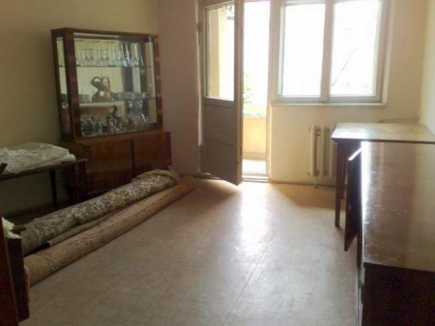 BACAU, VAND APARTAMENT 2 CAMERE DECOMANDAT, ETAJUL 2 - Pret | Preturi BACAU, VAND APARTAMENT 2 CAMERE DECOMANDAT, ETAJUL 2