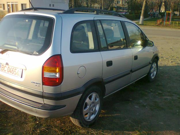 Vand Opel Zafira 1.9 - Pret | Preturi Vand Opel Zafira 1.9