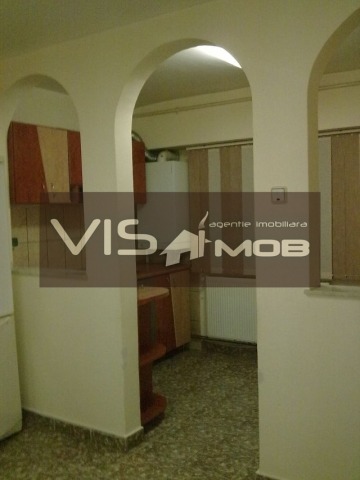 Inchiriez apartament cu 3 camere in Onesti - Pret | Preturi Inchiriez apartament cu 3 camere in Onesti