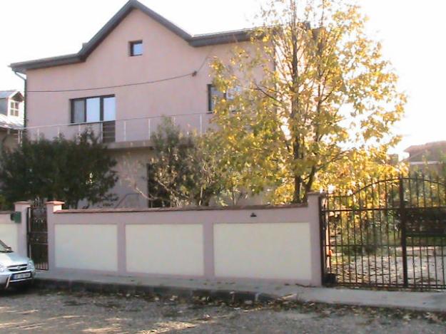 Dobroiesti vila de vanzare 0721339995 vila 7 cam 3 bai garaje terase 275000 euro - Pret | Preturi Dobroiesti vila de vanzare 0721339995 vila 7 cam 3 bai garaje terase 275000 euro