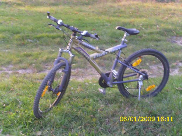 Vand bicicleta First Bike Eagle - Pret | Preturi Vand bicicleta First Bike Eagle