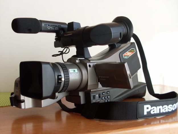 Camera video profesionista - Pret | Preturi Camera video profesionista