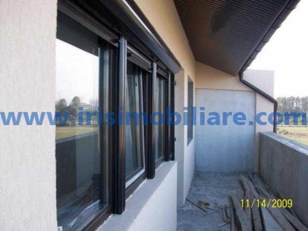 Vanzare apartament 3 camere - Pret | Preturi Vanzare apartament 3 camere