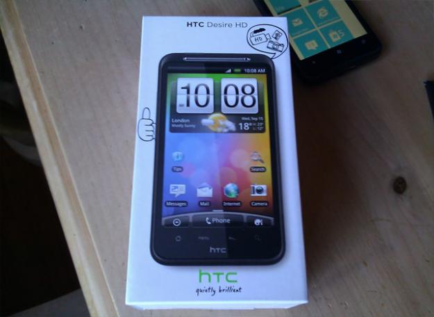 HTC HD Desire  cu (încărcător de maşină) - Pret | Preturi HTC HD Desire  cu (încărcător de maşină)
