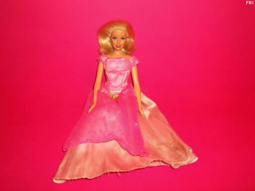 jucarii papusa barbie mattel cap 1998 si corp 2006 - Pret | Preturi jucarii papusa barbie mattel cap 1998 si corp 2006