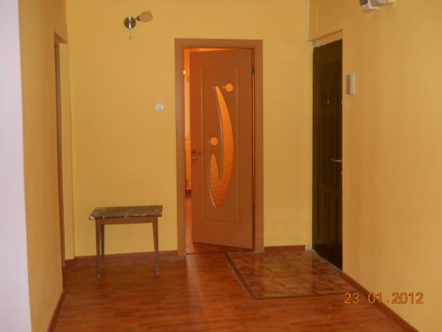 Apartament 3 camere Vitrometan - Pret | Preturi Apartament 3 camere Vitrometan