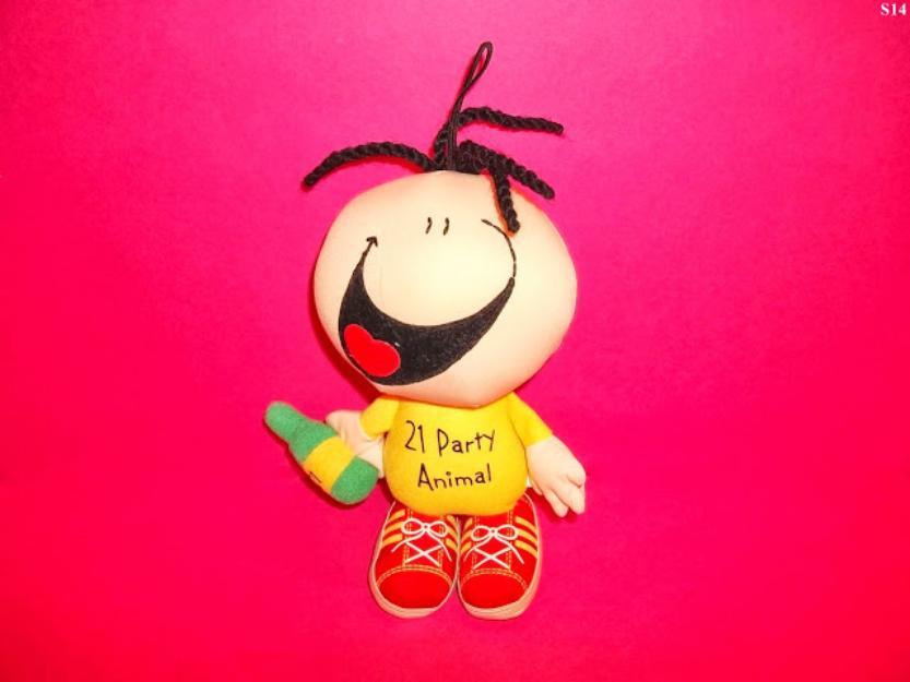 jucarii papusa textila bubblegum cu agatatoare de la russ - Pret | Preturi jucarii papusa textila bubblegum cu agatatoare de la russ