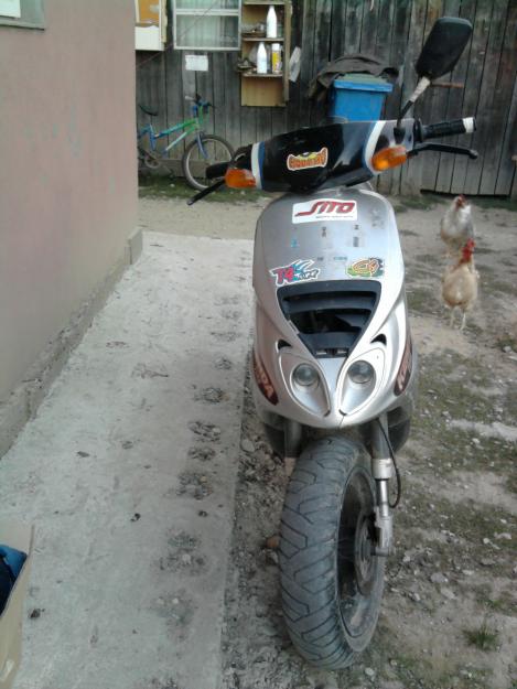 Scuter Piaggio - Pret | Preturi Scuter Piaggio