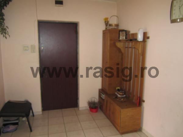 2 camere, Trafic Greu-Liberty Mall - Pret | Preturi 2 camere, Trafic Greu-Liberty Mall