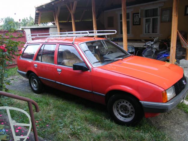 Vând Opel REKORD Break 2.3 D fabricat 1982, sau schimb cu variante. - Pret | Preturi Vând Opel REKORD Break 2.3 D fabricat 1982, sau schimb cu variante.