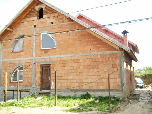 Vand urgent casa in Sibiu,Selimbar - Pret | Preturi Vand urgent casa in Sibiu,Selimbar