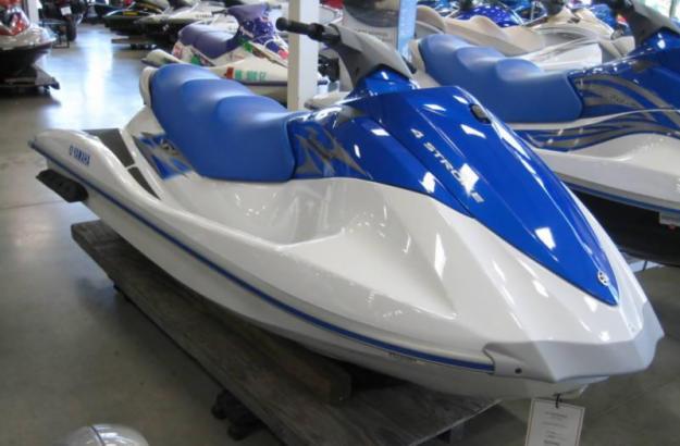 vand jetski YAMAHA 4STROKE an 2006 - Pret | Preturi vand jetski YAMAHA 4STROKE an 2006