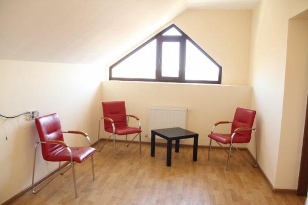 Apartament 3 camere - Pret | Preturi Apartament 3 camere