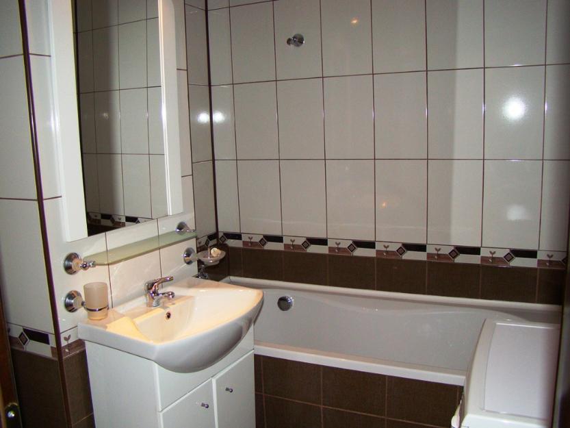 Apartament 3 camere - Pret | Preturi Apartament 3 camere