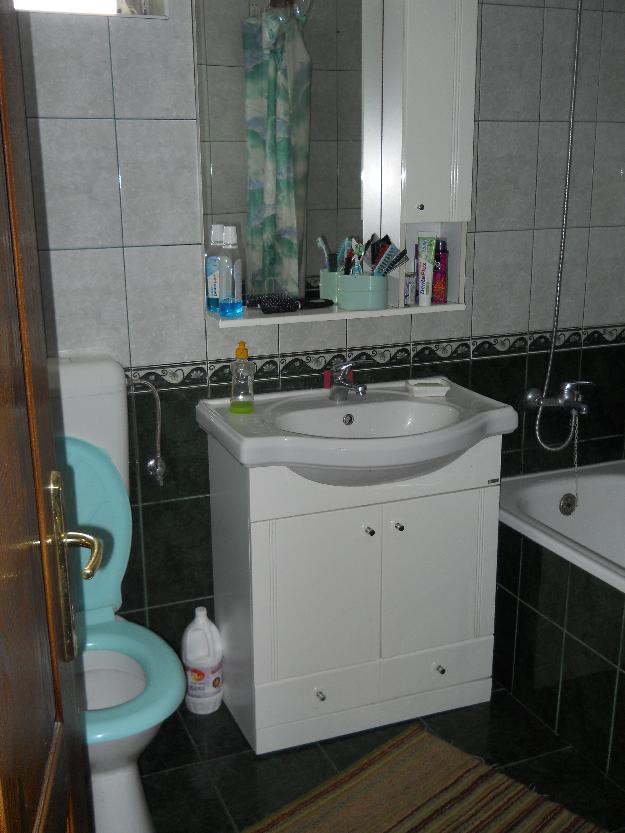 Apartament cu 3 camere, bloc vila, doua balcoane, finisat - Pret | Preturi Apartament cu 3 camere, bloc vila, doua balcoane, finisat