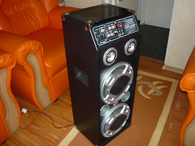 vind boxa activa karaoke 100w,sau schimb cu chitara electrica - Pret | Preturi vind boxa activa karaoke 100w,sau schimb cu chitara electrica