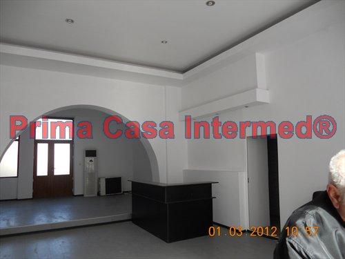 Inchiriere spatiu comercial 130mp - Pret | Preturi Inchiriere spatiu comercial 130mp