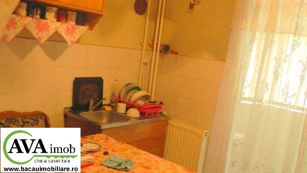 Ofer la vanzare apartament cu 2 camere decomandat in zona Neagoe Voda - Pret | Preturi Ofer la vanzare apartament cu 2 camere decomandat in zona Neagoe Voda