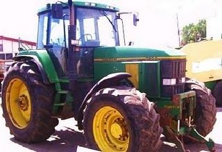 Oferta tractor John Deere 7800 1993 125kW vanzare second hand - Pret | Preturi Oferta tractor John Deere 7800 1993 125kW vanzare second hand