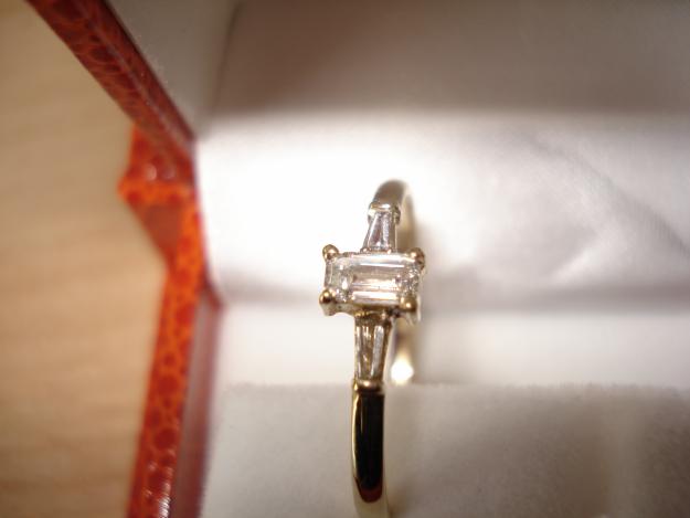 INEL DIAMANT EMERALD CUT - Pret | Preturi INEL DIAMANT EMERALD CUT