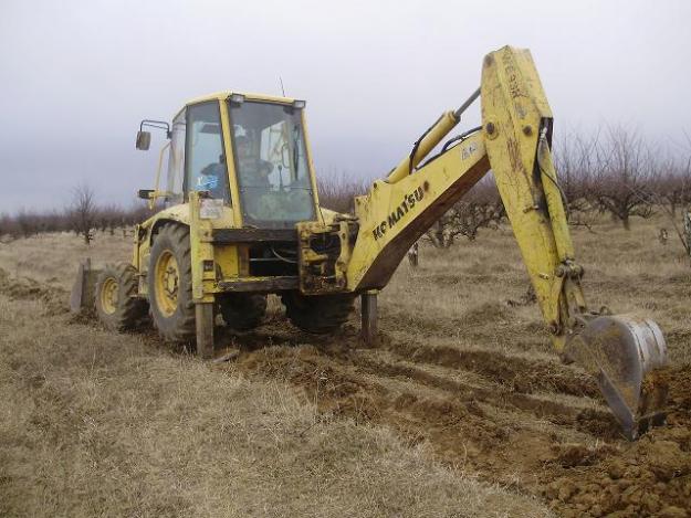 Boldoexcavator KOMATSU Model - WB93 R-2 - Pret | Preturi Boldoexcavator KOMATSU Model - WB93 R-2