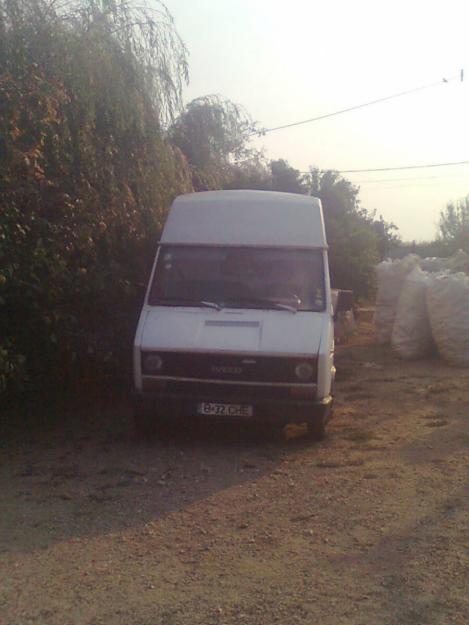 Vand iveco daily model lung,alb,din 1989,toate actele pe romania,itp,asigurare,motor 2500. - Pret | Preturi Vand iveco daily model lung,alb,din 1989,toate actele pe romania,itp,asigurare,motor 2500.