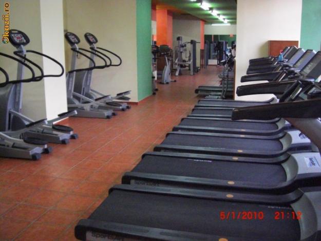 Matrix Gym,sala fitness Crangasi,sala aerobic,tae bo,pilates,step,bodybilding,sauna,solar! - Pret | Preturi Matrix Gym,sala fitness Crangasi,sala aerobic,tae bo,pilates,step,bodybilding,sauna,solar!