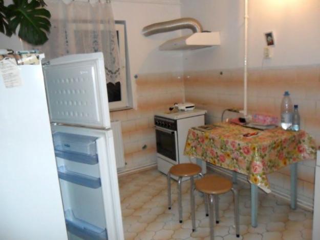 Inchiriere apartament 2 camere in Targoviste - micro 6 - Pret | Preturi Inchiriere apartament 2 camere in Targoviste - micro 6