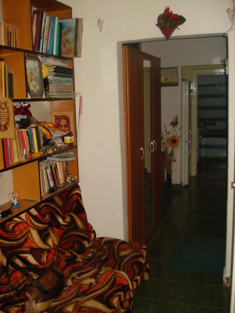 vand apartament 3 camere decomandat - Pret | Preturi vand apartament 3 camere decomandat