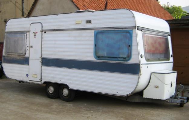 Rulota XXL Adria,4-5 pers,-1690 euro - Pret | Preturi Rulota XXL Adria,4-5 pers,-1690 euro