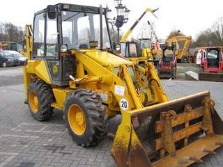 Buldoescavtor JCB 2 CX buldoexcavator, buldoexcavatoare, Caterpillar, JCB, Komatsu, buldoecavatoare second hand, accesor - Pret | Preturi Buldoescavtor JCB 2 CX buldoexcavator, buldoexcavatoare, Caterpillar, JCB, Komatsu, buldoecavatoare second hand, accesor